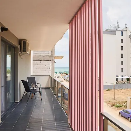 Relax 1 Bedroom North Mamaia Appartamento *